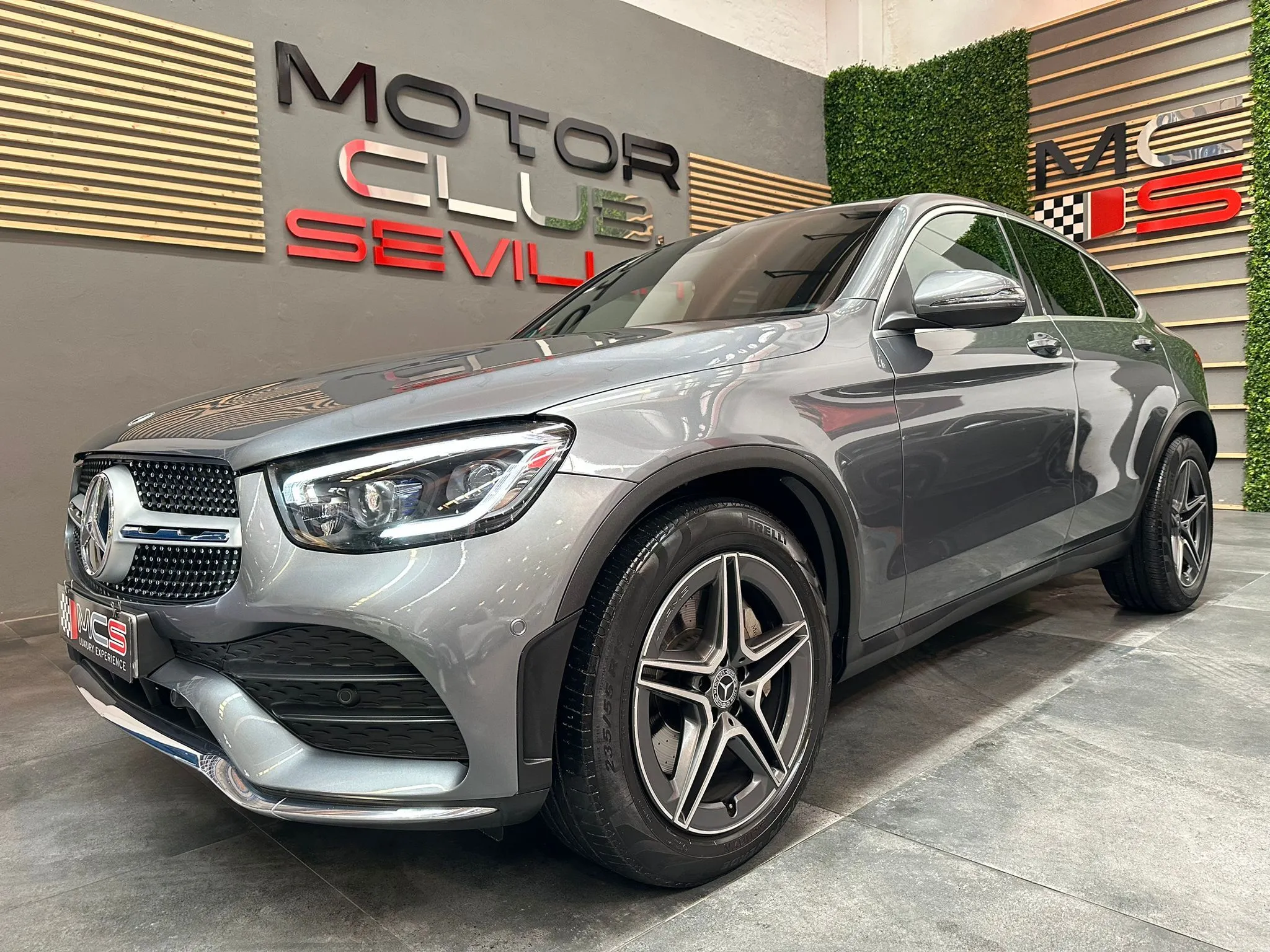 Renting MERCEDES Clase GLC GLC Coupé 200d 4Matic 9G-Tronic