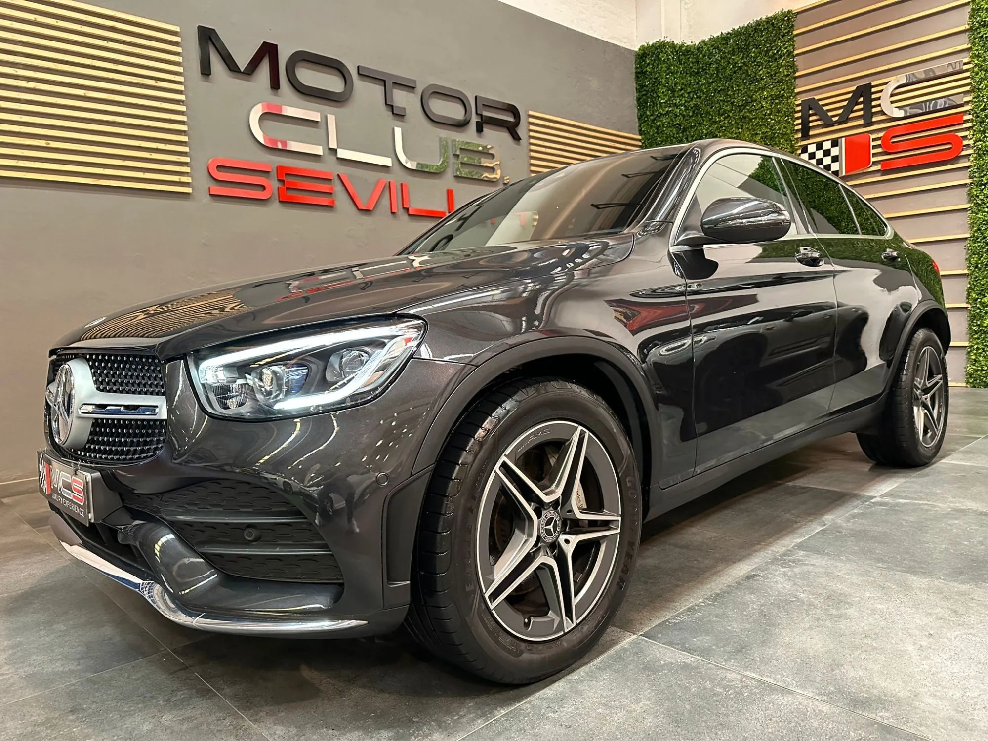 Renting MERCEDES Clase GLC GLC Coupé 220d 4Matic 9G-Tronic