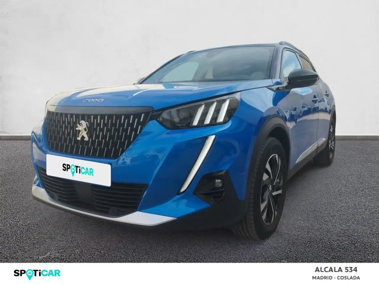 Renting Peugeot 2008 1.2 PureTech S&S GT 130 Azul