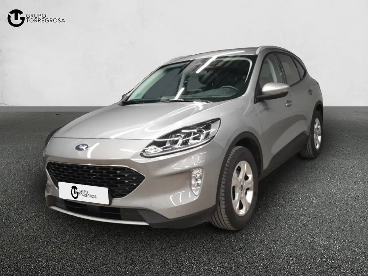 Renting Ford Kuga 1.5 EcoBoost Trend FWD 150 Plateado