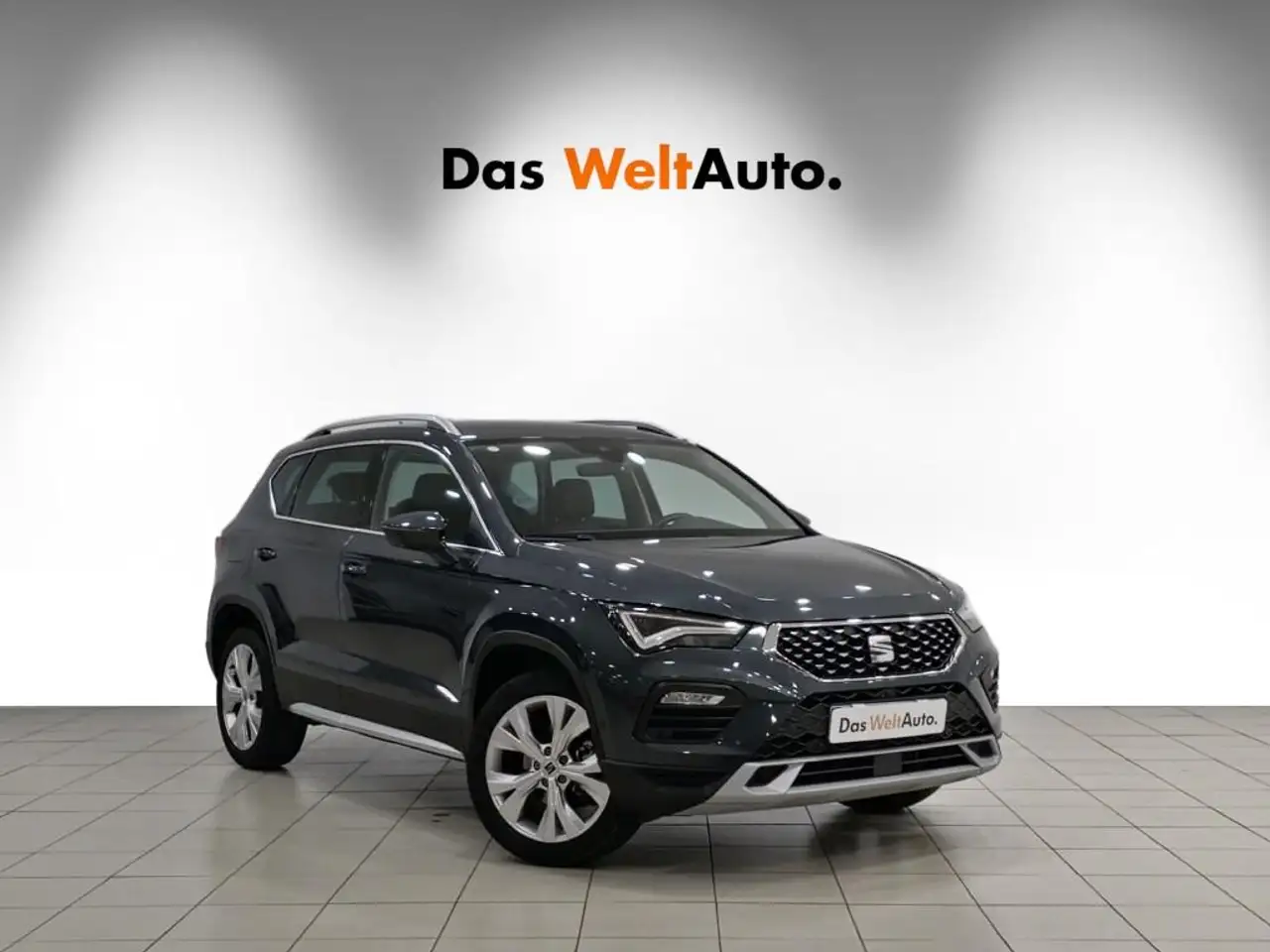 Renting SEAT Ateca 1.5 EcoTSI S&S X-Perience XM DSG Gris 2