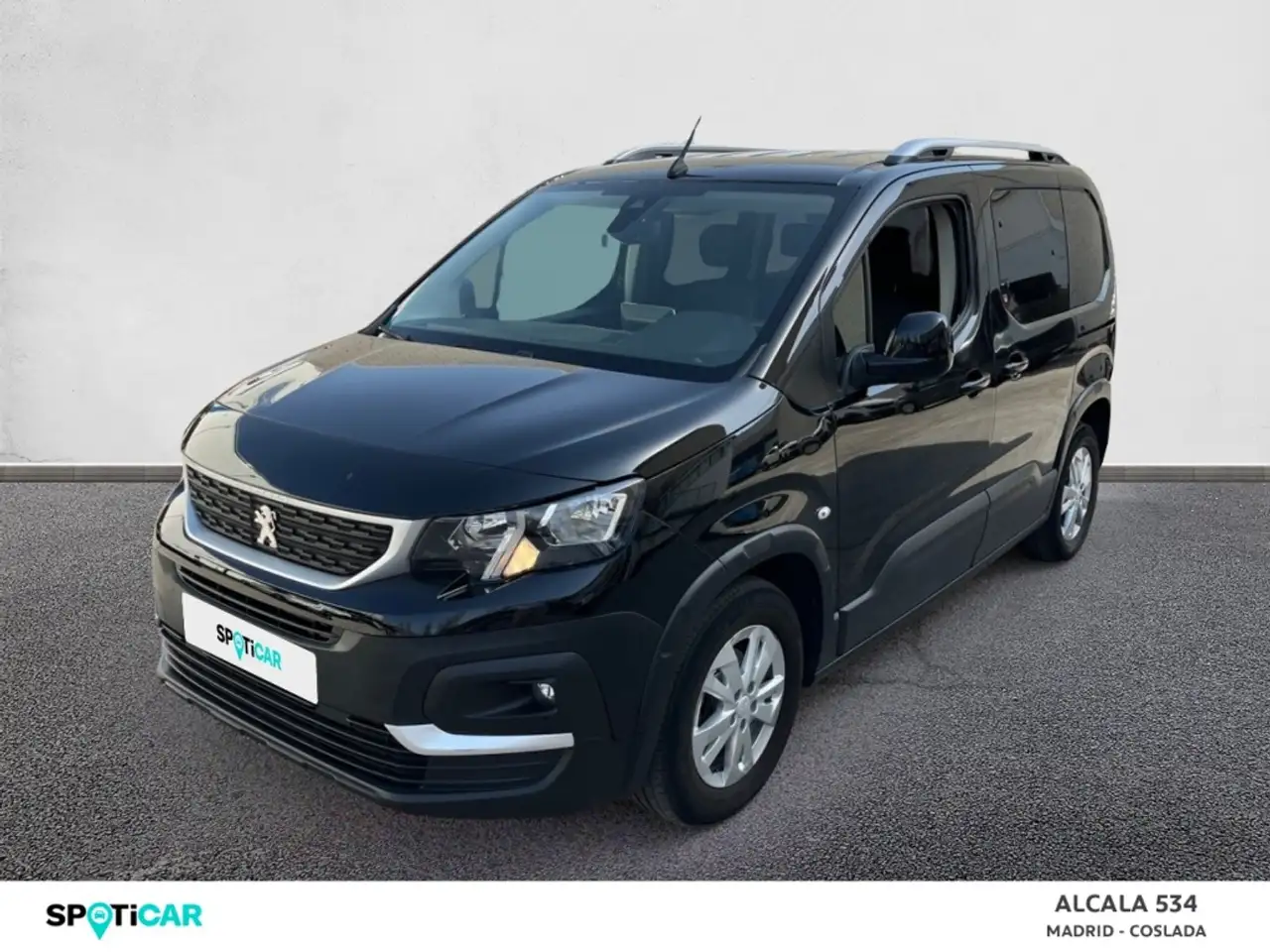 Renting Peugeot Rifter 1.5BlueHDi S&S Standard Active NAV+ 100 Negro