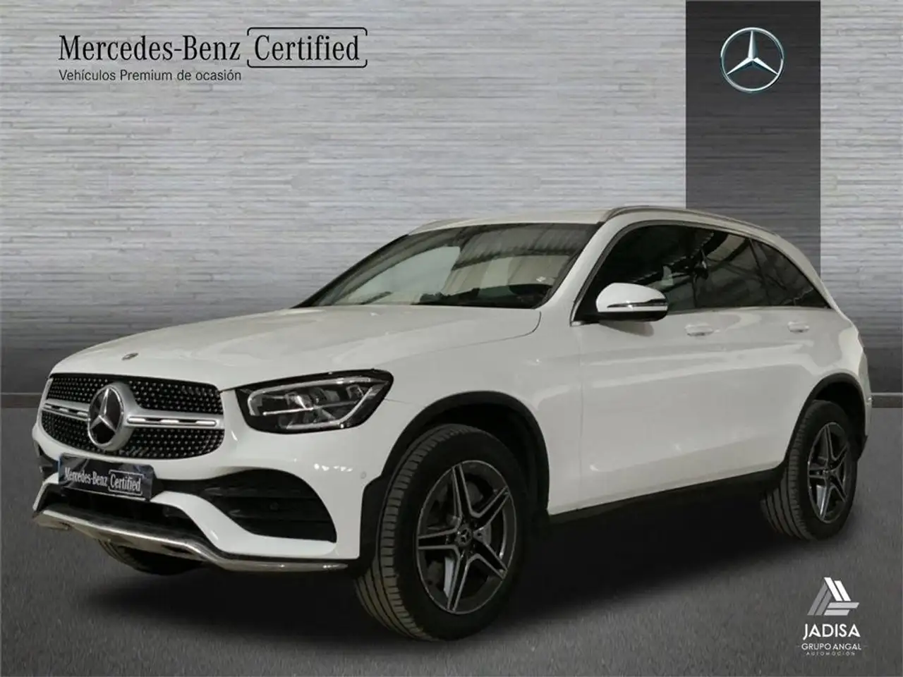 Renting Mercedes-Benz GLC 220 300 de 4MATIC