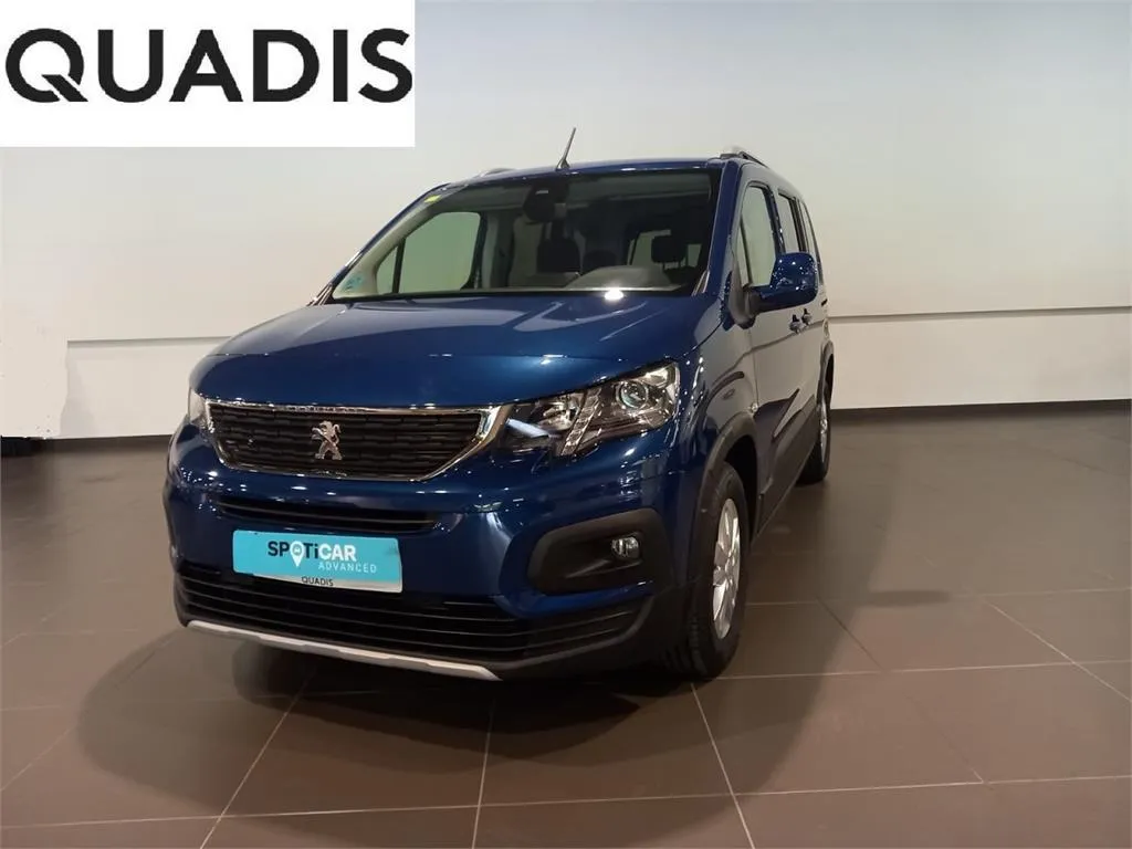 Renting Peugeot Rifter Allure Standard BlueHDi 73kW