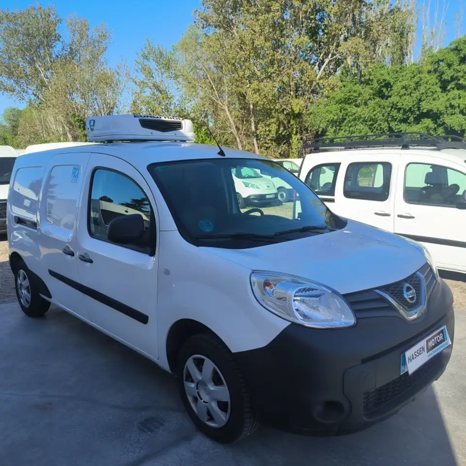 Renting Nissan NV250 Furgón 1.5dCi Comfort L2H1 2pl. 95 Blanco