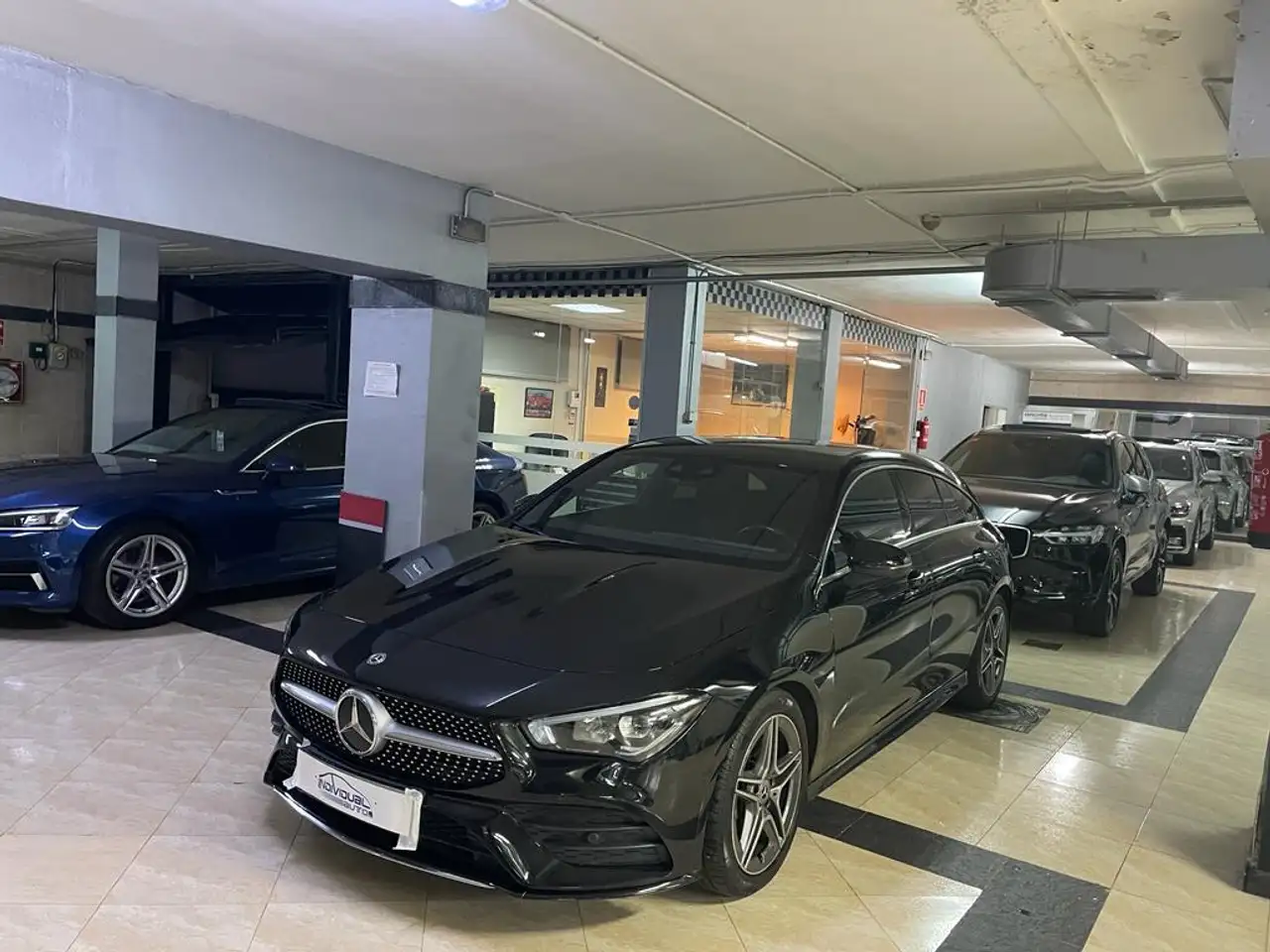 Renting Mercedes-Benz CLA 220 Shooting Brake 220d 8G-DCT Negro