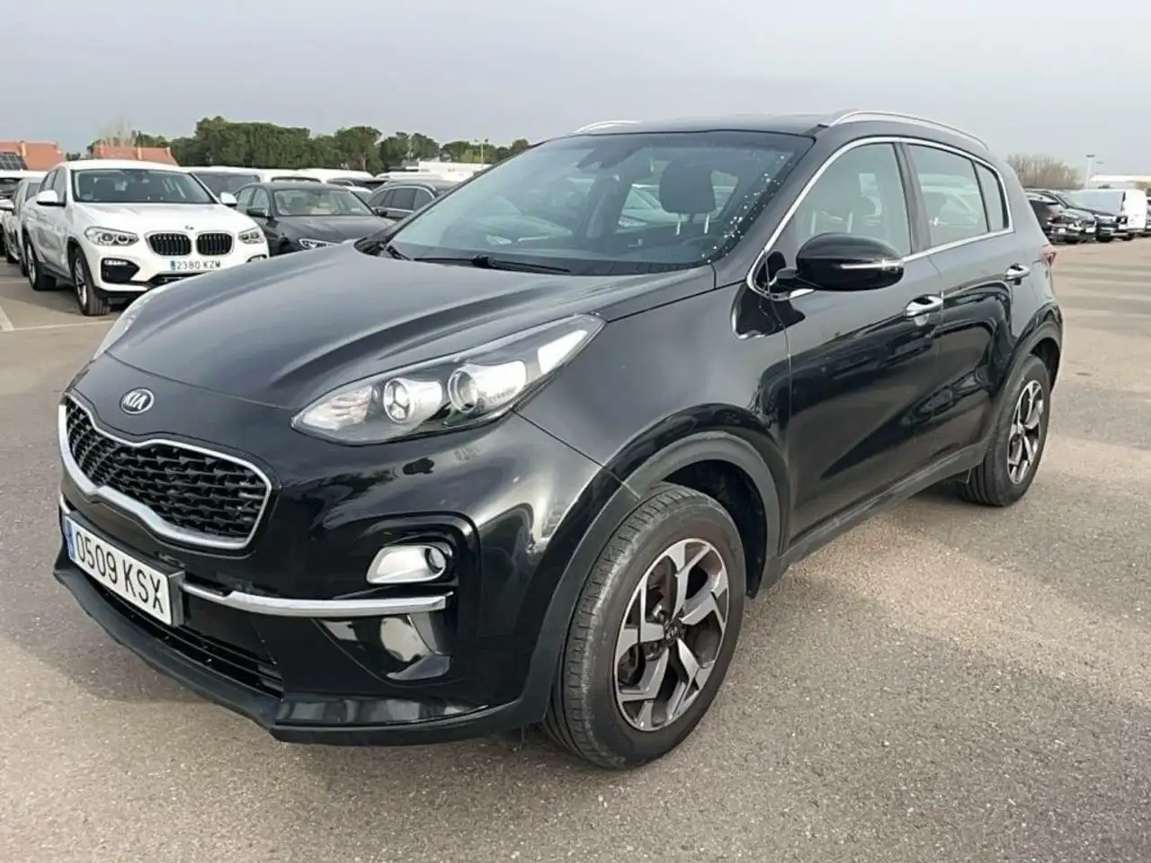 Renting Kia Sportage 1.6 GDi Drive 4×2 132 Negro