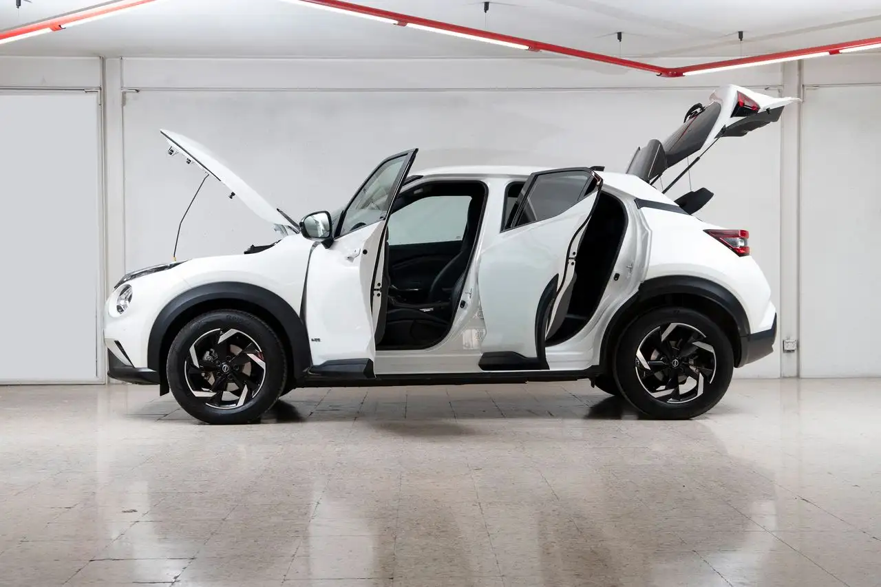 Renting Nissan Juke 1.6 HYBRID HEV 105KW N-CONNECTA AUTO 143 5P Blanco 3 2