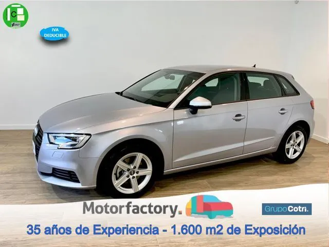 Renting AUDI A3 Sportback 35 TDI S tronic 110kW