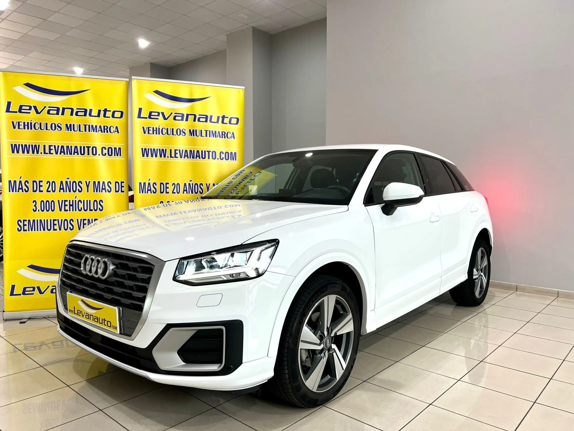 Renting AUDI Q2 30 TDI Sport S tronic 85kW