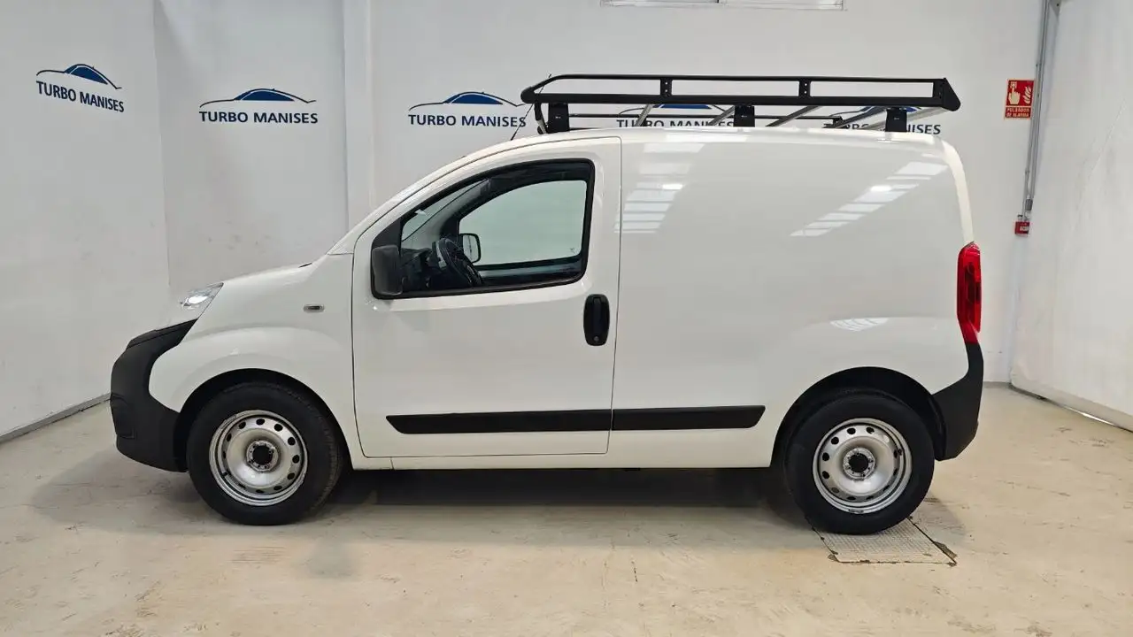 Renting Fiat Fiorino Comercial FURGON Blanco