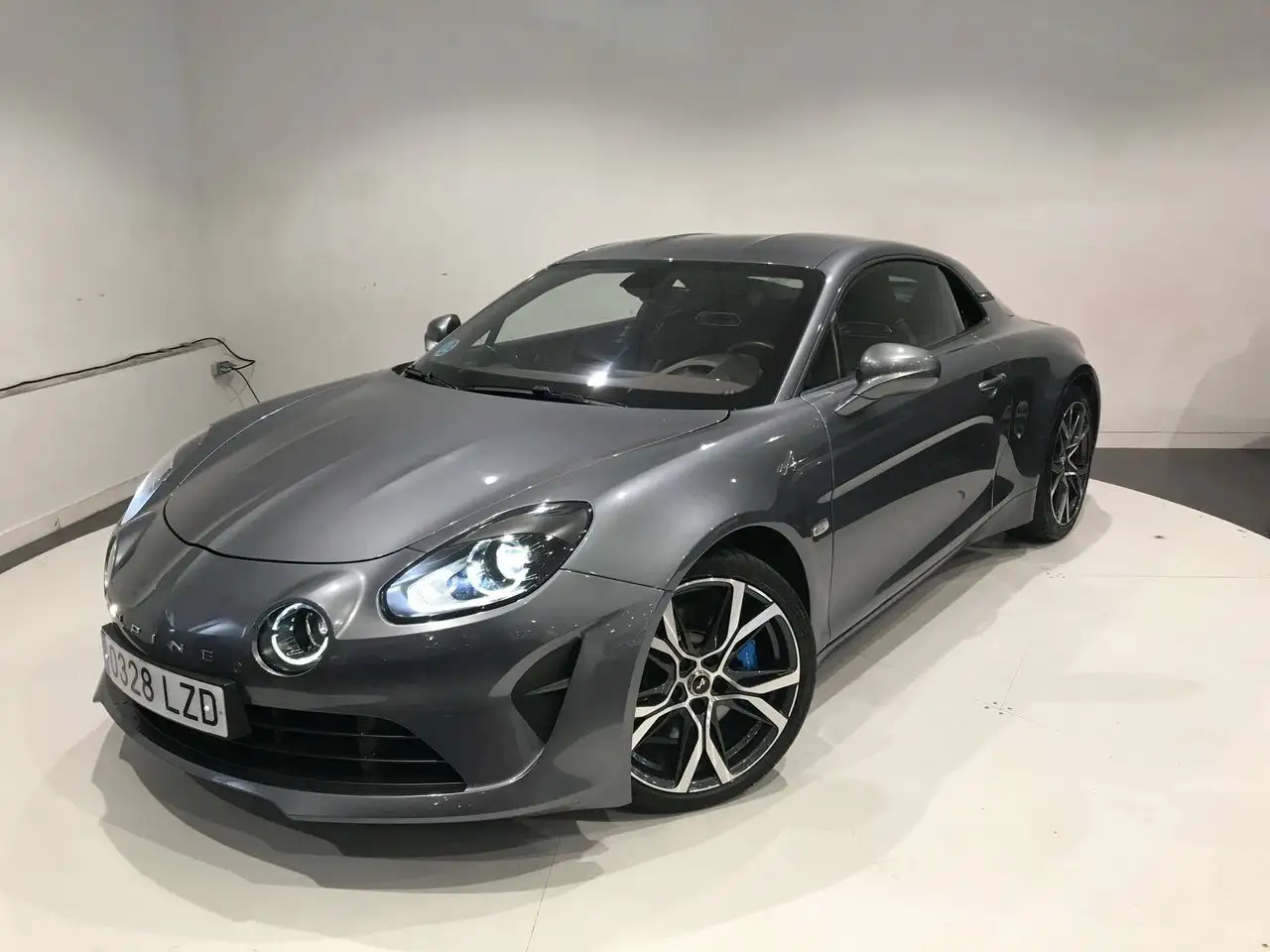 Renting Alpine A110 GT GT Gris 1