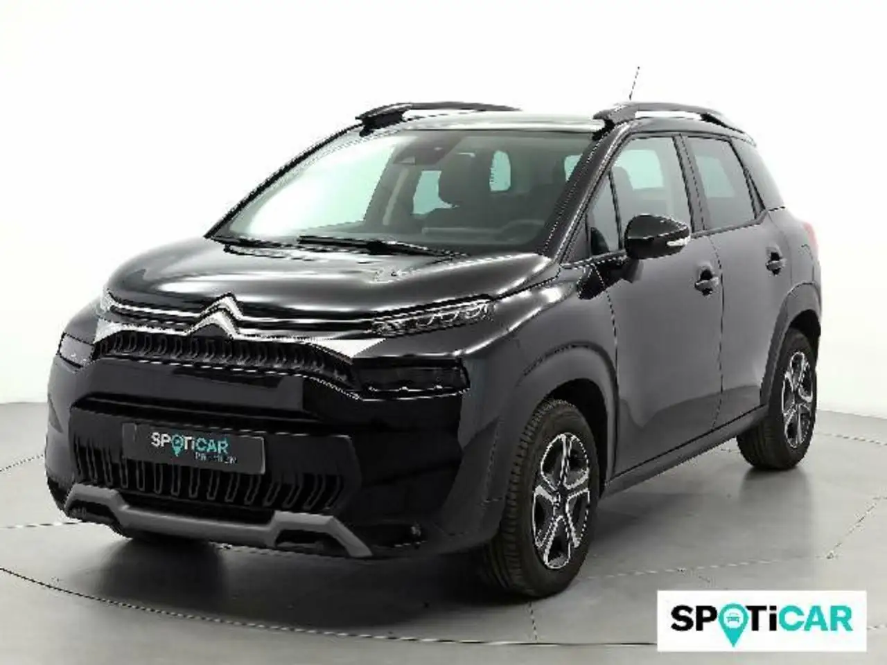 Renting Citroen C3 Aircross Puretech S&S Feel Pack 110 Negro 2