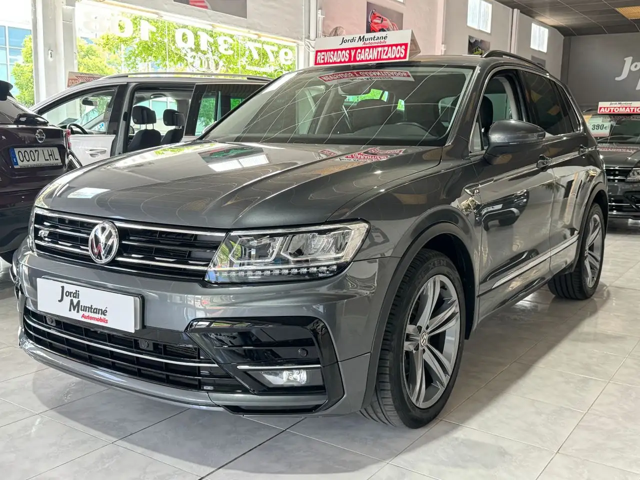 Renting Volkswagen Tiguan R-LINE 1.5TSI 130CV.- » NACIONAL «.- » 21%IVA INCL