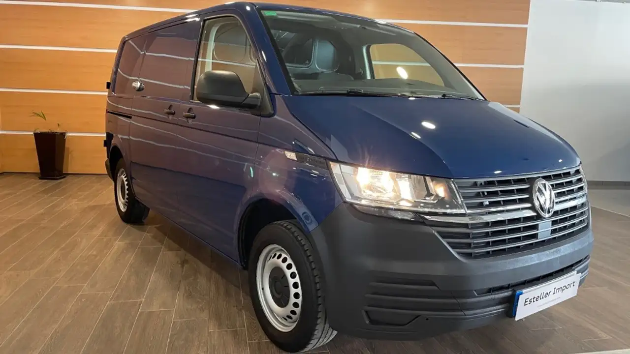 Renting Volkswagen Transporter Furgón 2.0TDI BMT 81kW Azul 3