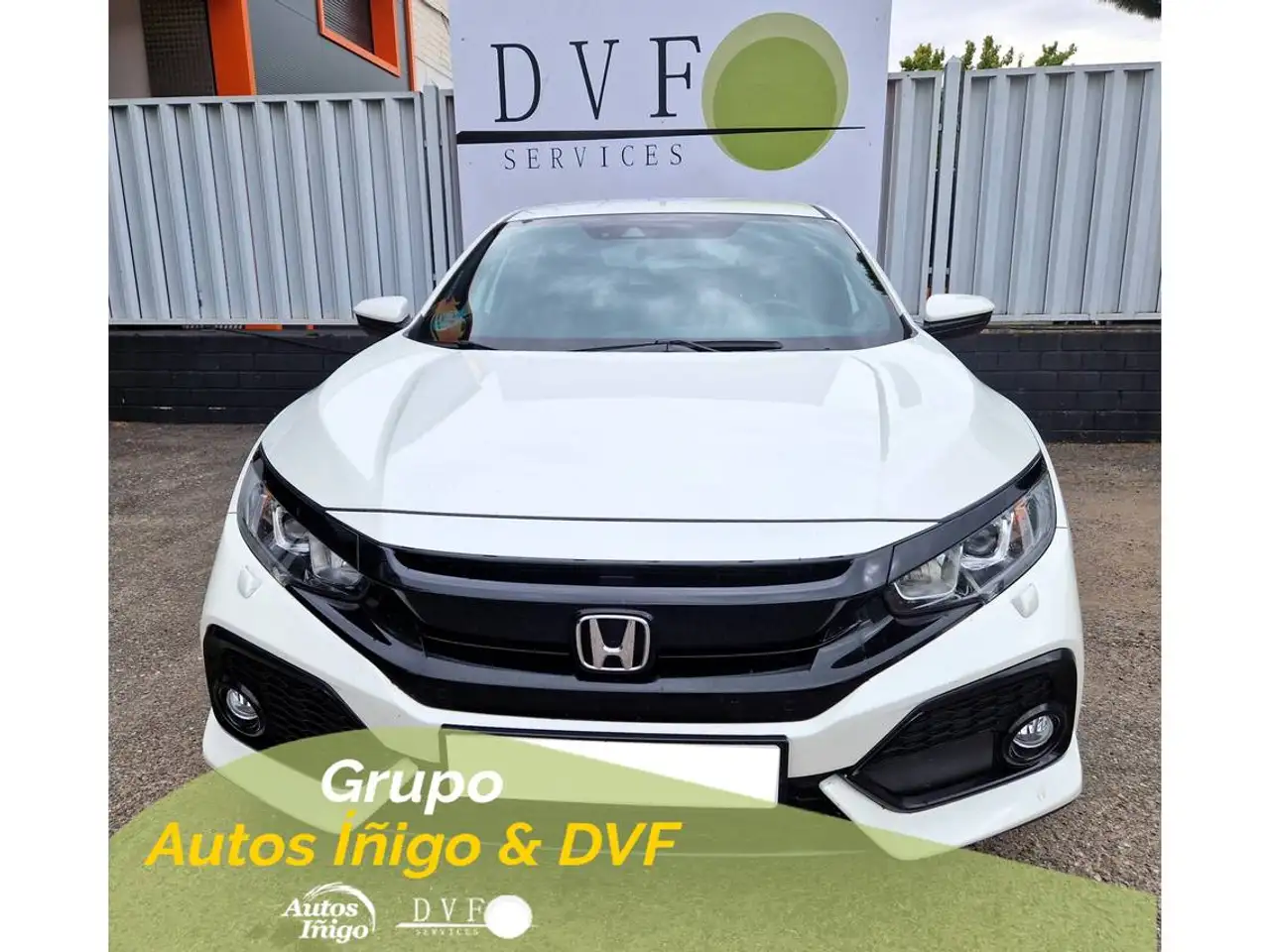 Renting Honda Civic 1.0 VTEC Turbo Elegance Navi Blanco