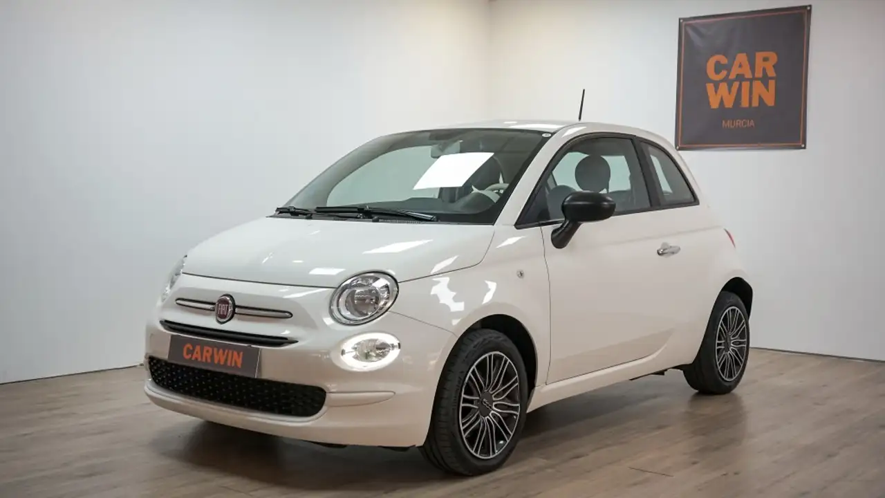 Renting Fiat 500C 1.2 Pop Blanco