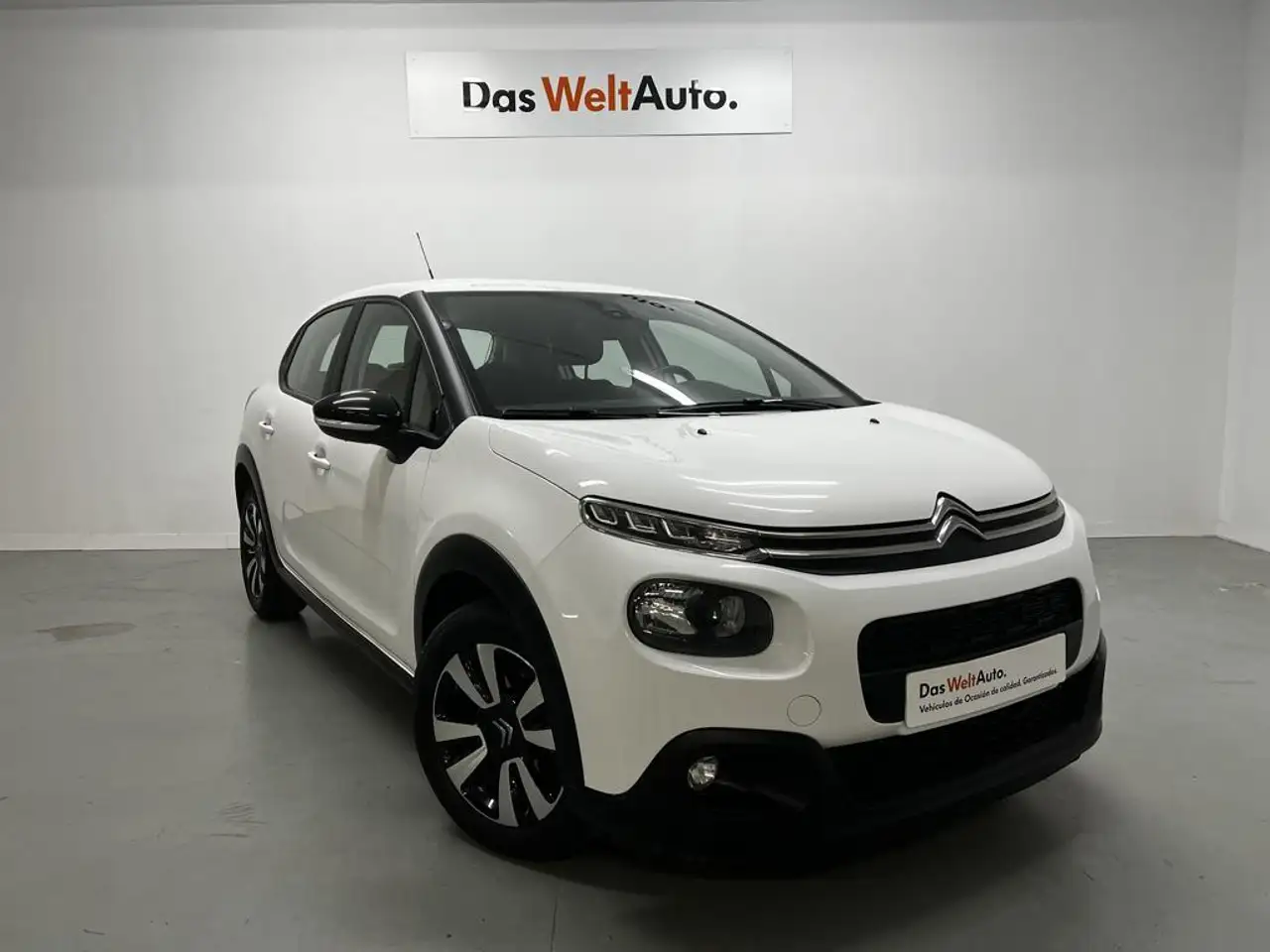 Renting Citroen C3 1.5BlueHDi S&S Feel 100 Blanco 3