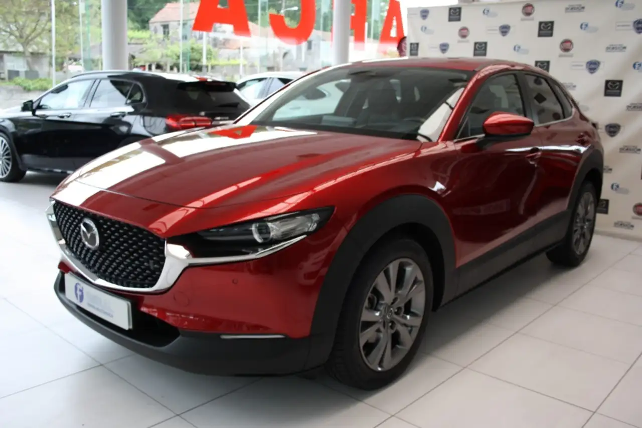 Renting Mazda CX-30 1.8 Skyactiv-D Evolution 2WD Aut. 85kW Rojo