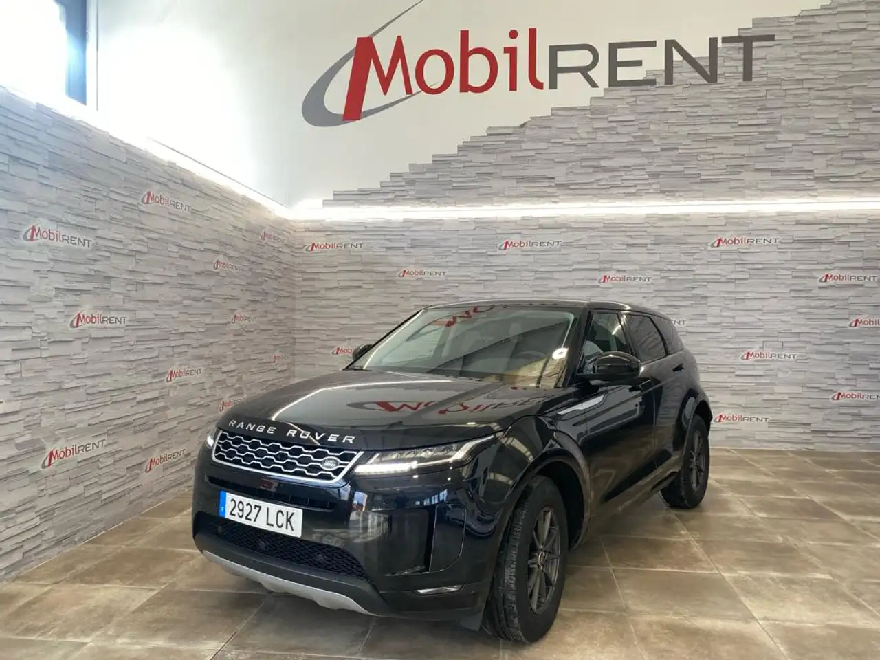 Renting Land Rover Range Rover Evoque 2.0eD4 Pure 2WD 150 Negro