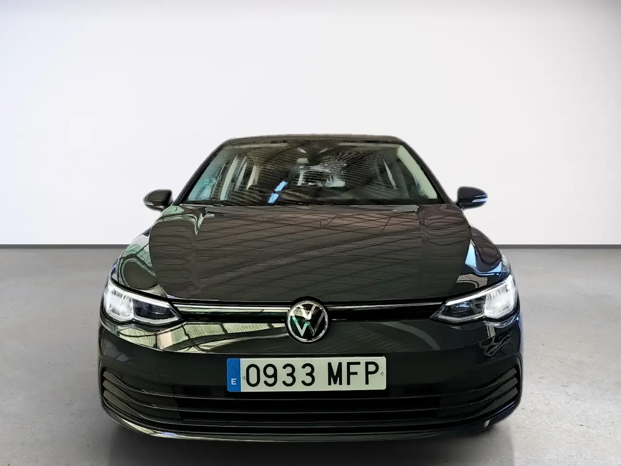 Renting Volkswagen Golf 2.0TDI Life 85kW Gris