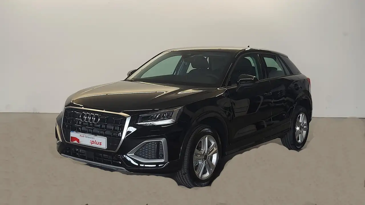 Renting Audi Q2 35 TFSI Advanced S tronic 110kW Negro 1