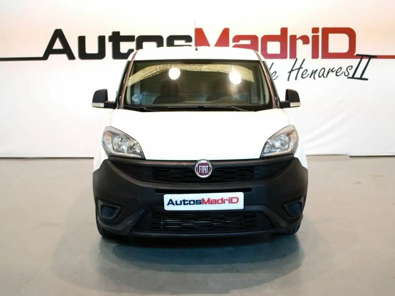 Renting Fiat Dobló Cargo Cargo Maxi Base Plus 1.4 Tjet 89kW GN Blanco