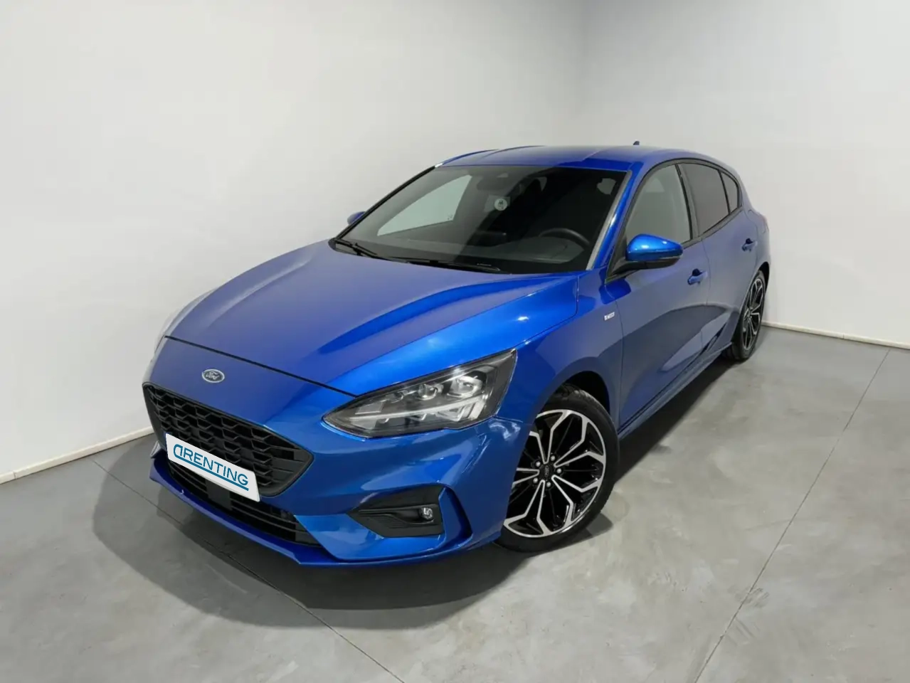 Renting Ford Focus 1.0 Ecoboost ST Line 125 Azul 1