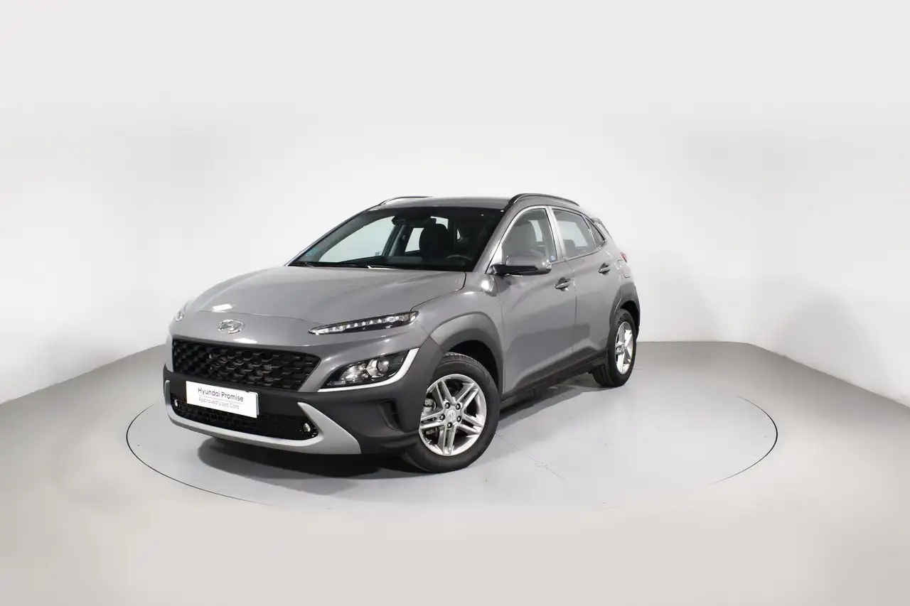 Renting Hyundai KONA 1.0 TGDI Maxx 4×2 Gris