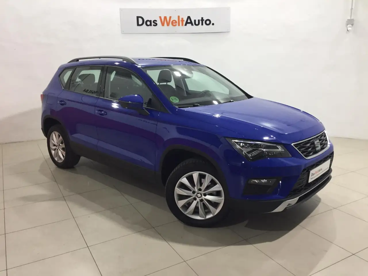 Renting SEAT Ateca 1.0 TSI S&S Ecomotive Style Azul