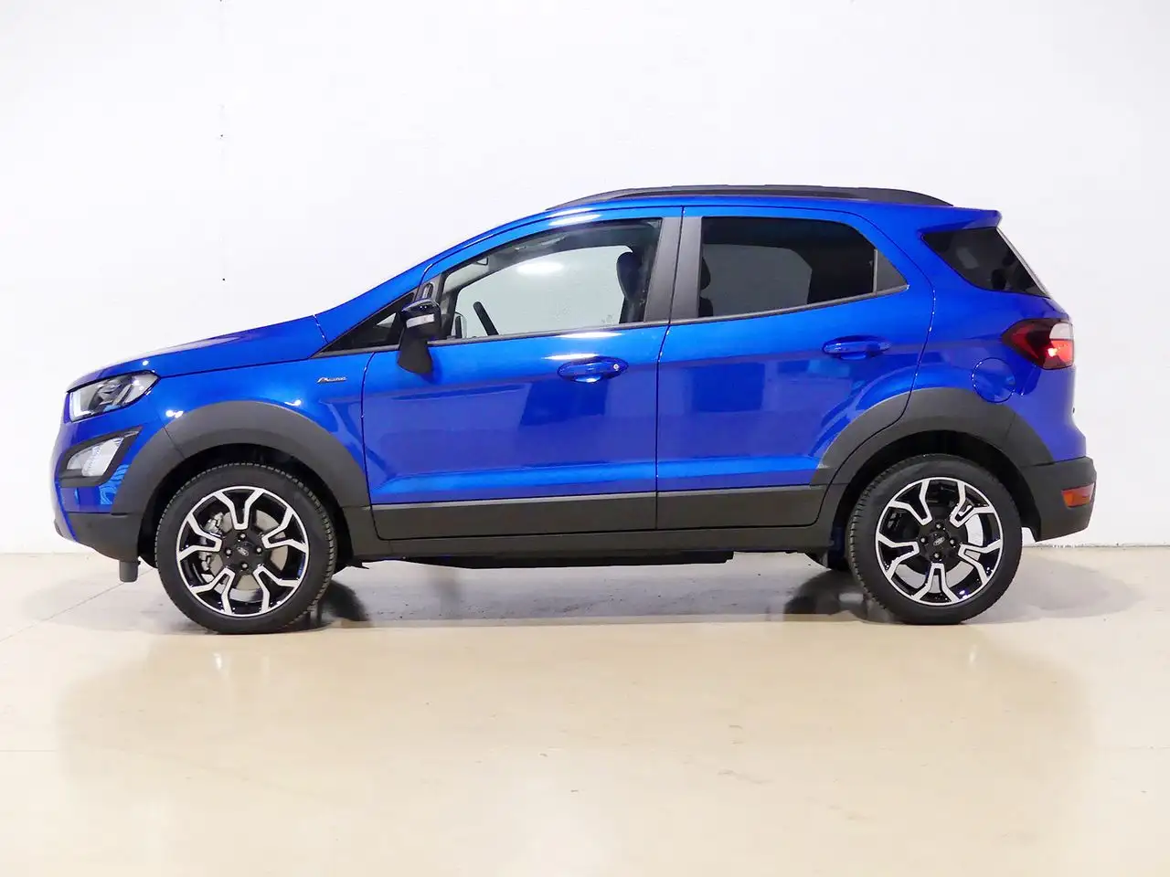 Renting Ford EcoSport 1.0T ECOBOOST 92KW ACTIVE 125 5P Azul 2