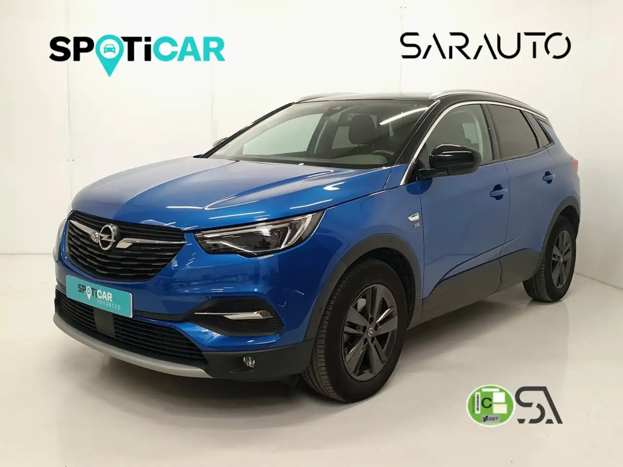 Renting Opel Grandland X 1.2T S&S Design Line 130 Azul