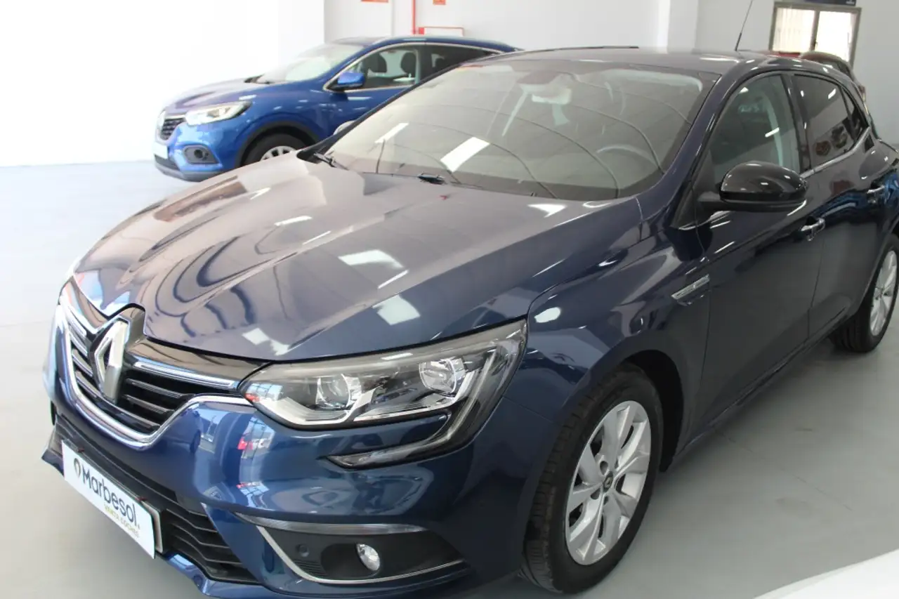 Renting Renault Megane 1.3 TCe GPF Limited + 103kW Azul