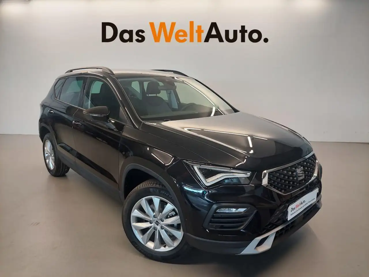 Renting SEAT Ateca 1.5 EcoTSI S&S Style Negro 1