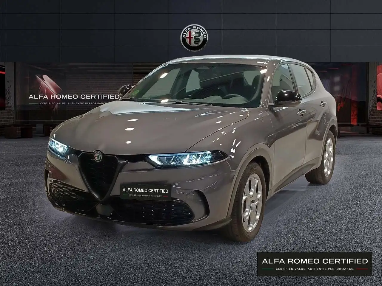 Renting Alfa Romeo Tonale 1.6 DS Sprint FWD Gris