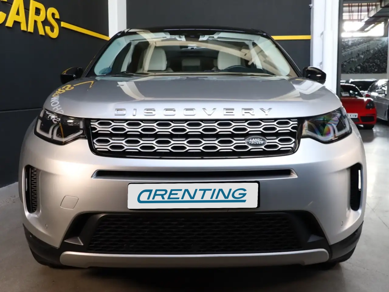 Renting Land Rover Discovery Sport 2.0D I4 L.Flw SE AWD Auto 150 Gris