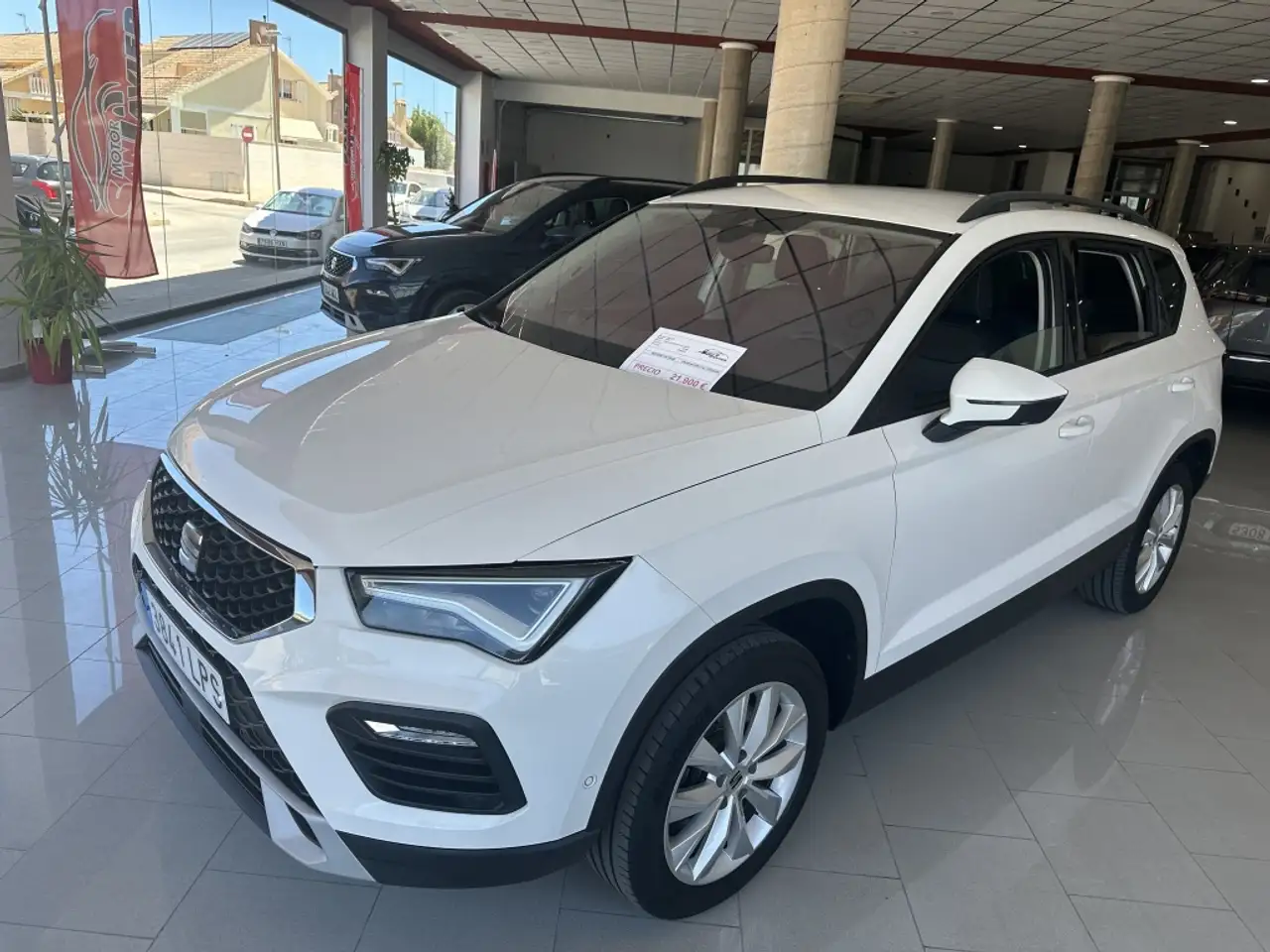 Renting SEAT Ateca 2.0TDI CR S&S Style Go 150 Blanco