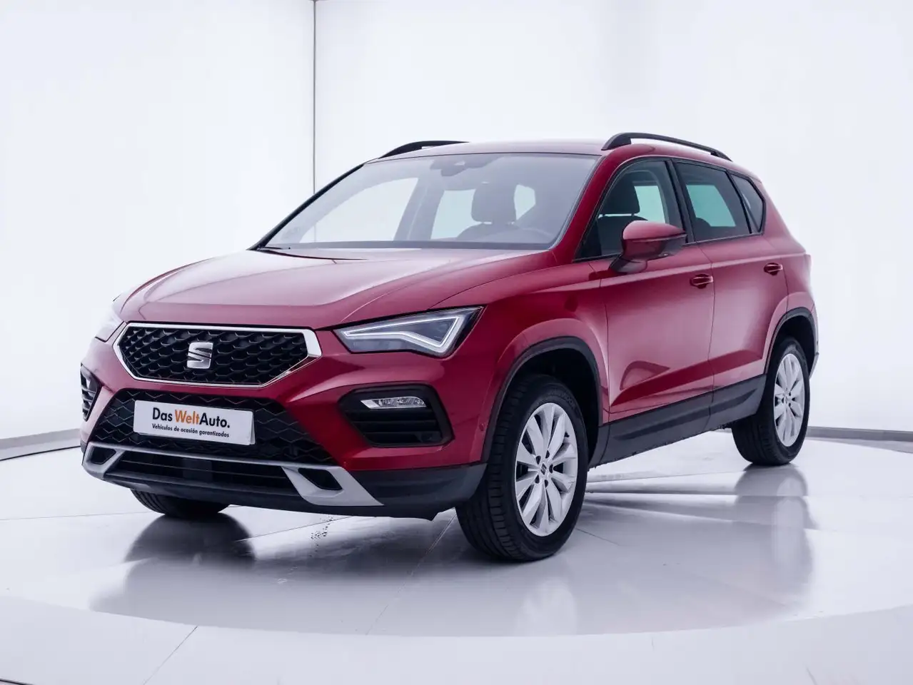 Renting SEAT Ateca 2.0TDI CR S&S Style XM 150 Rojo 2