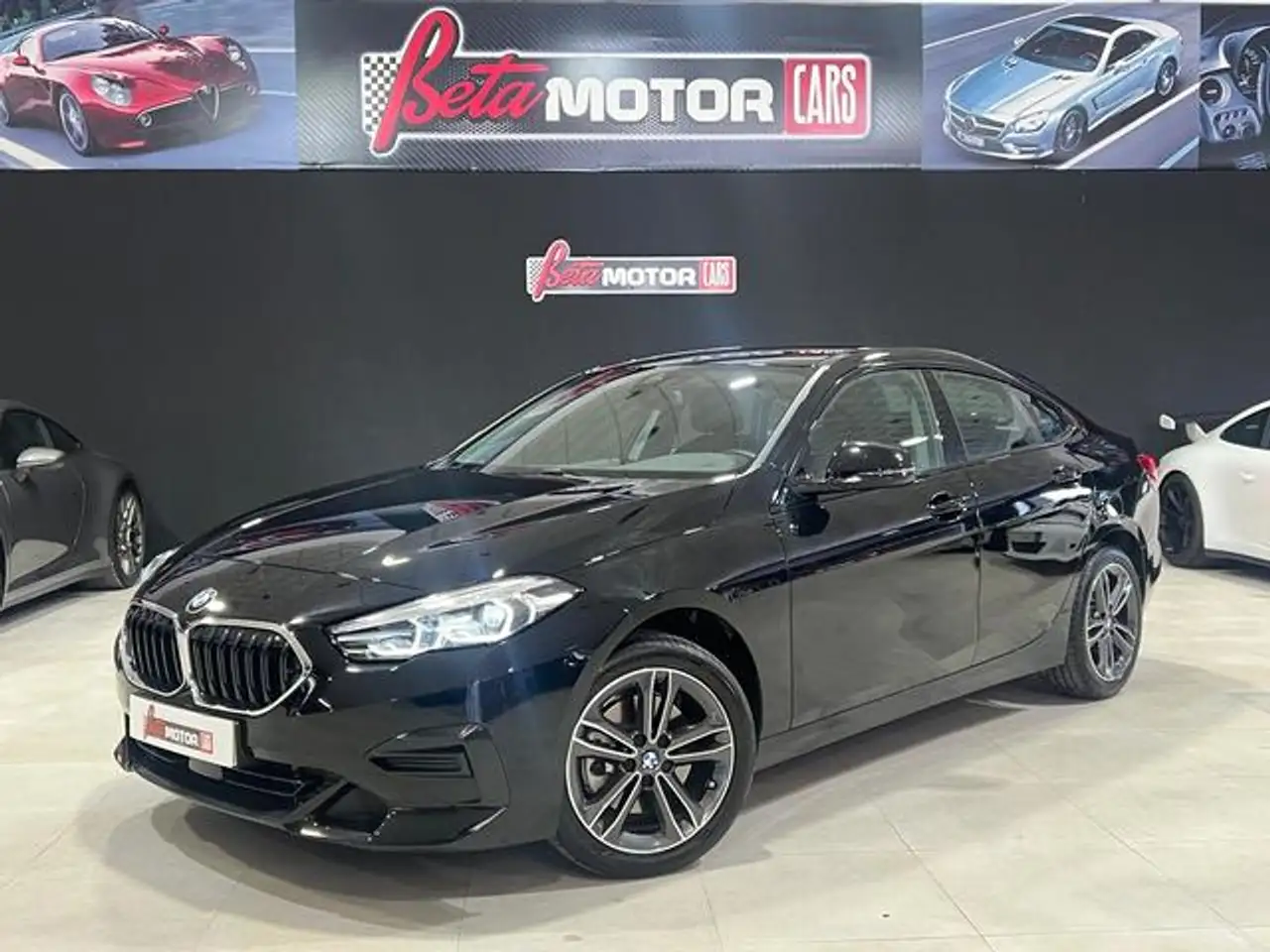 Renting BMW 218 218dA Gran Coupé Negro 1