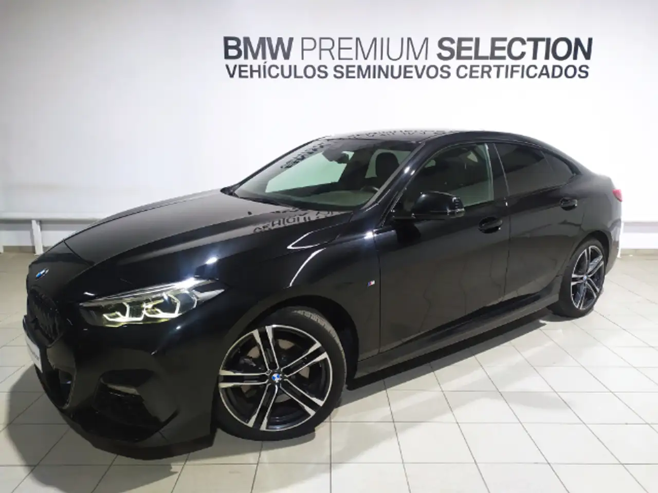 Renting BMW 218 218i Gran Coupé Negro 1