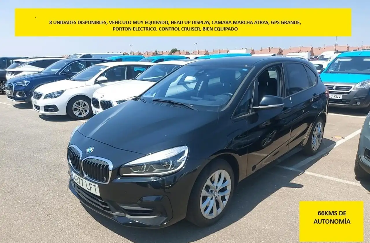 Renting BMW 225 225xe iPerformance Active Tourer Negro 2