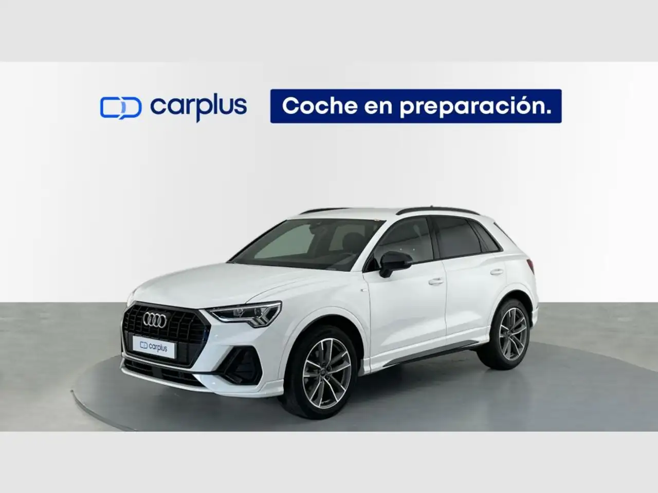 Renting Audi Q3 35 TDI Black line S tronic 110kW Blanco