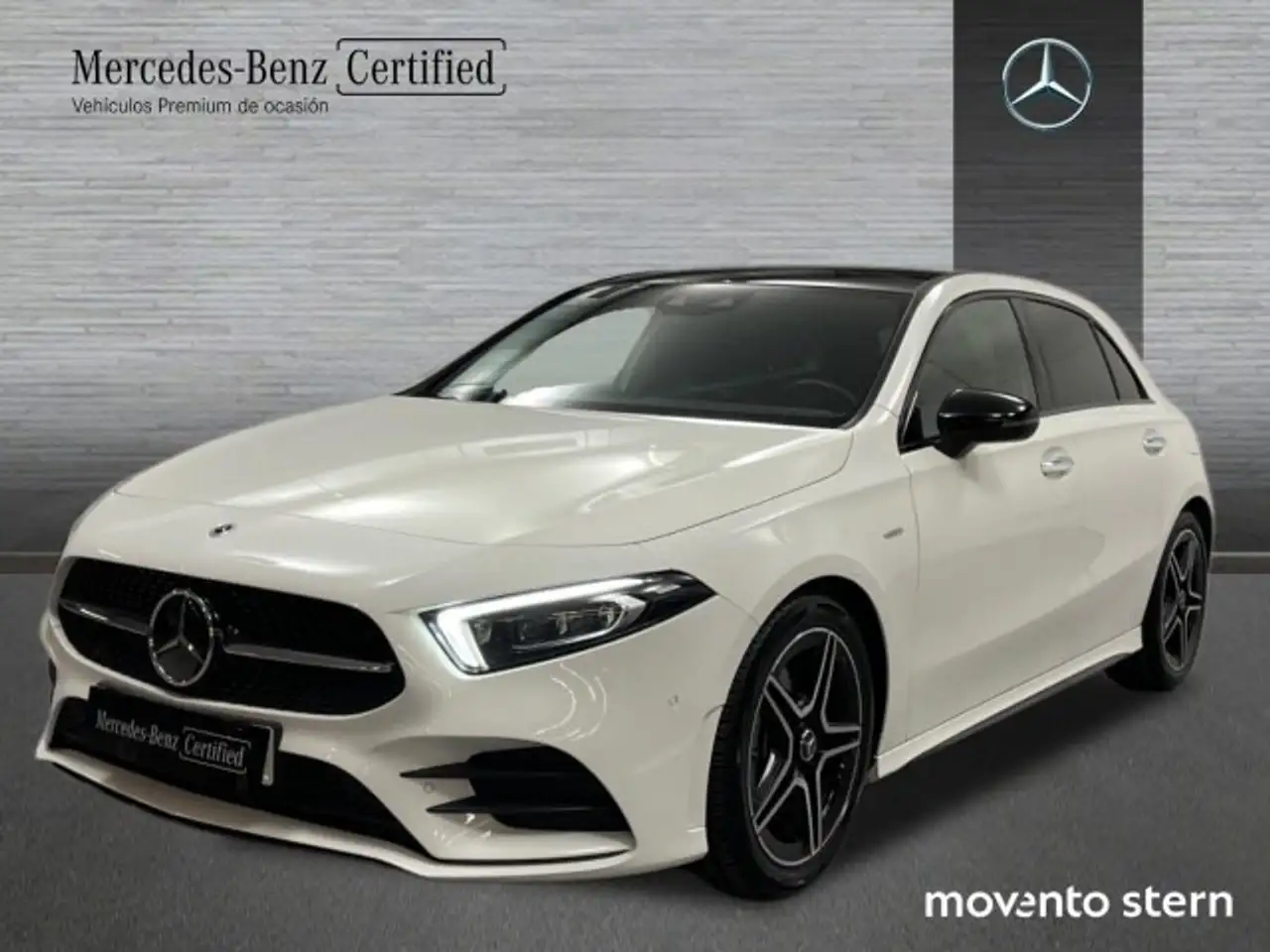 Renting Mercedes-Benz A 250 4Matic 7G-DCT Blanco