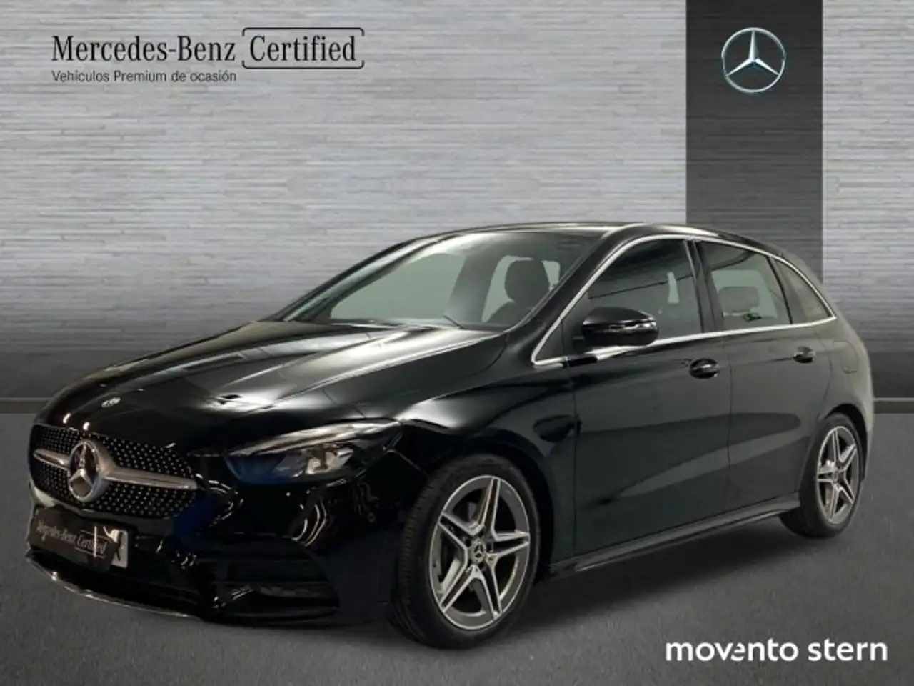 Renting Mercedes-Benz B 180 7G-DCT Negro