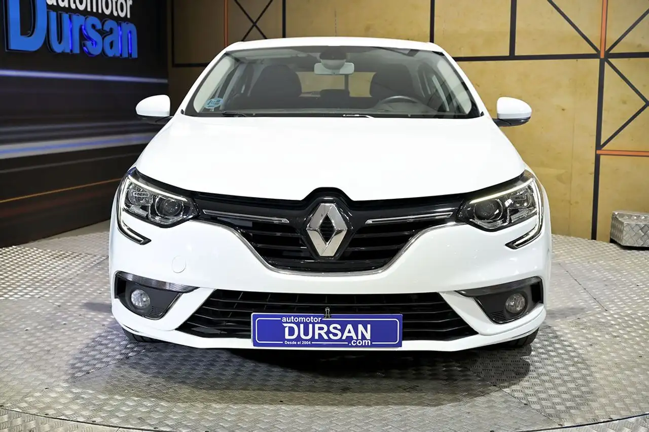 Renting Renault Megane Business Blue dCi 85 kW 115CV Blanco 1