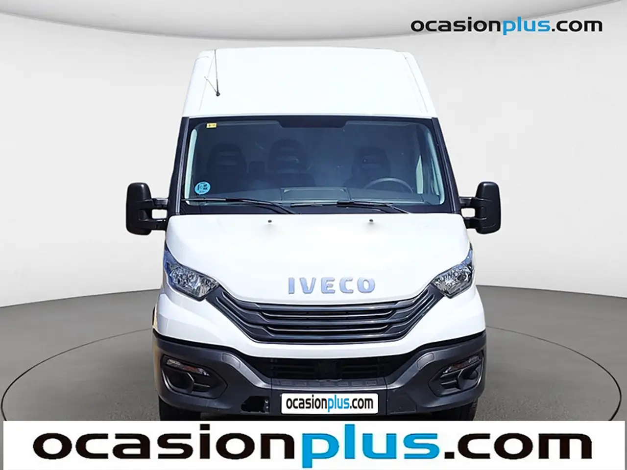 Renting Iveco Daily Furgón 35S16 V 4100 H2 16.0 156 Blanco 1