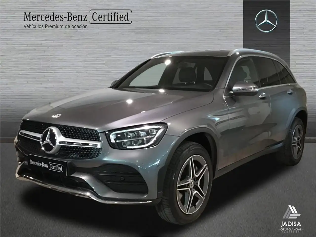 Renting Mercedes-Benz GLC 300 de 4MATIC 2