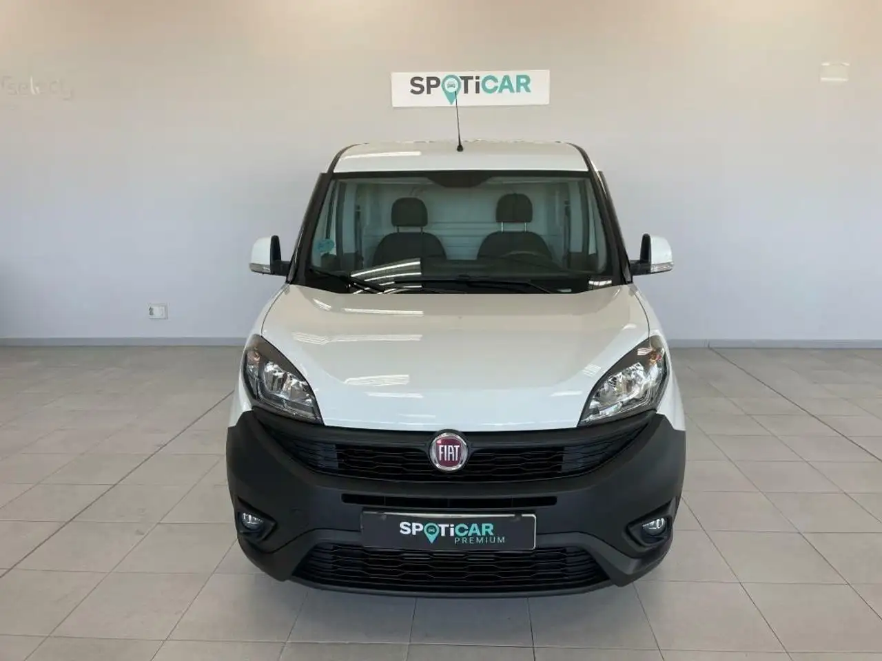 Renting Fiat Dobló Cargo 1.3 MULTIJET 95 SX 4P Blanco