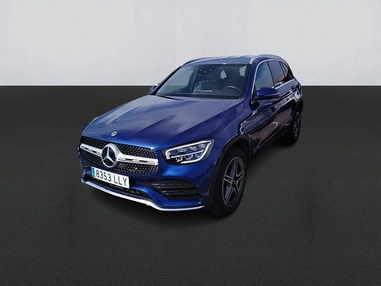 Renting Mercedes-Benz GLC 300 MERCEDES -CLASS de 4MATIC Azul 1