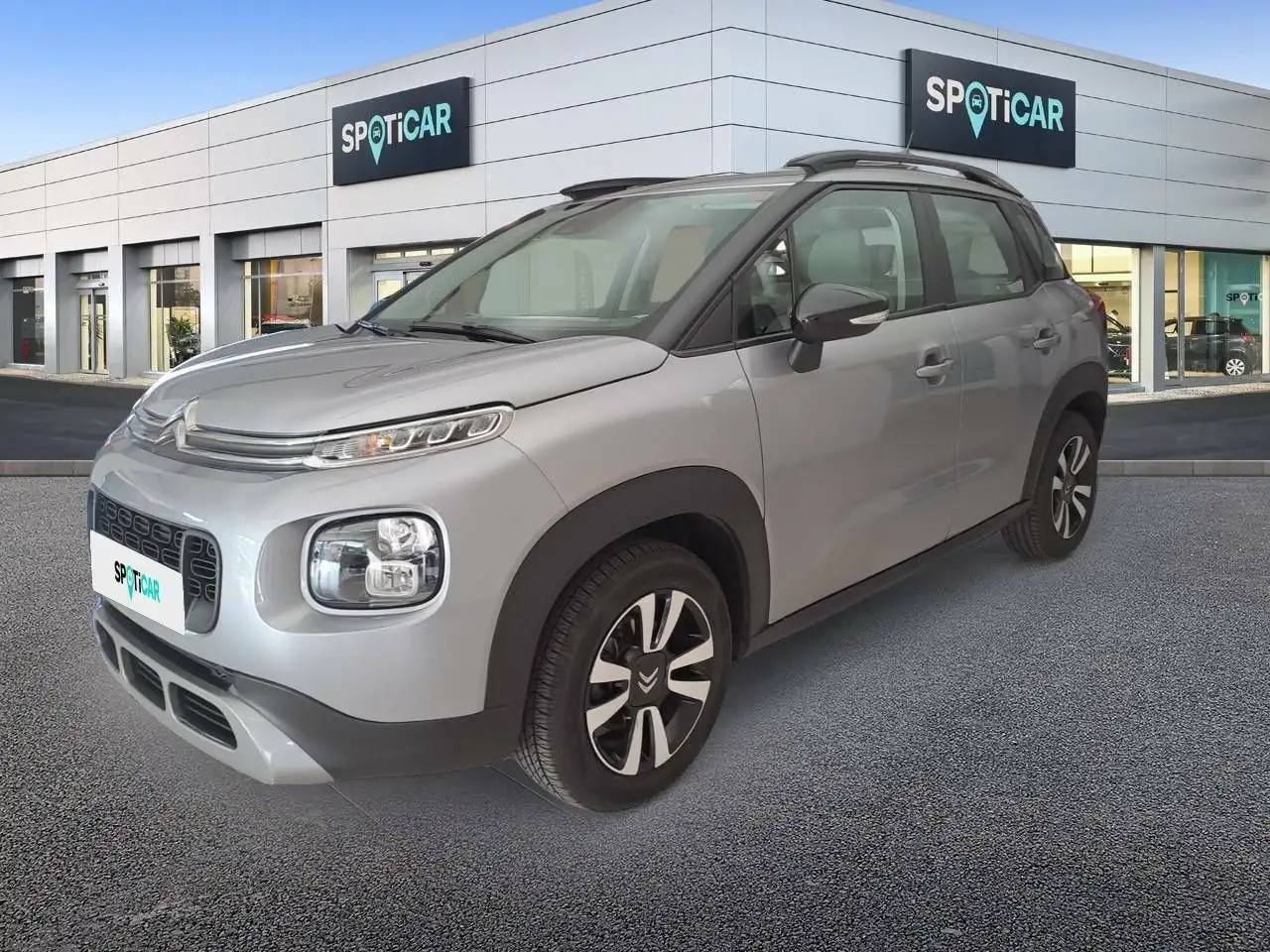 Renting Citroen C3 Aircross Puretech S&S Feel 110 Gris 3